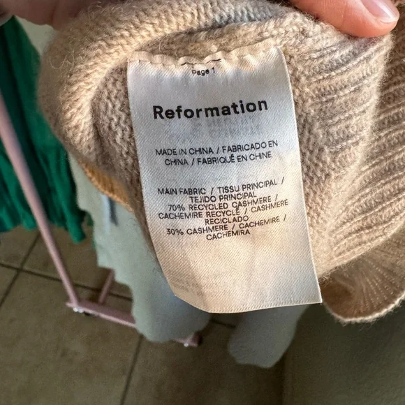 Reformation Cashmere Tank - Picture 2 of 7